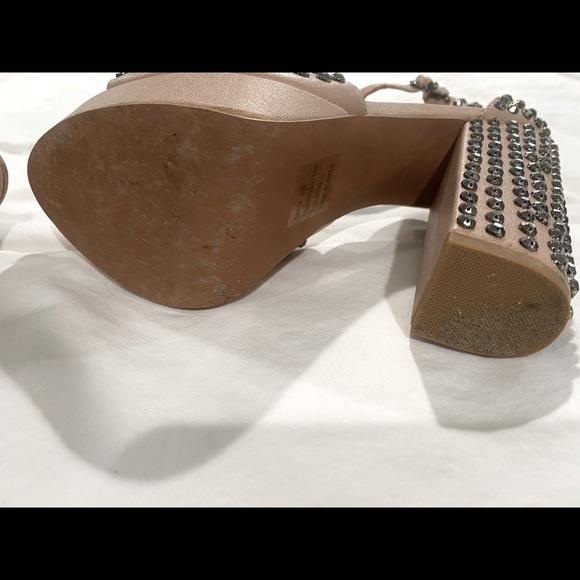 Wild Pair Studded Platform Open Tow Pumps! - Picture 9 of 12